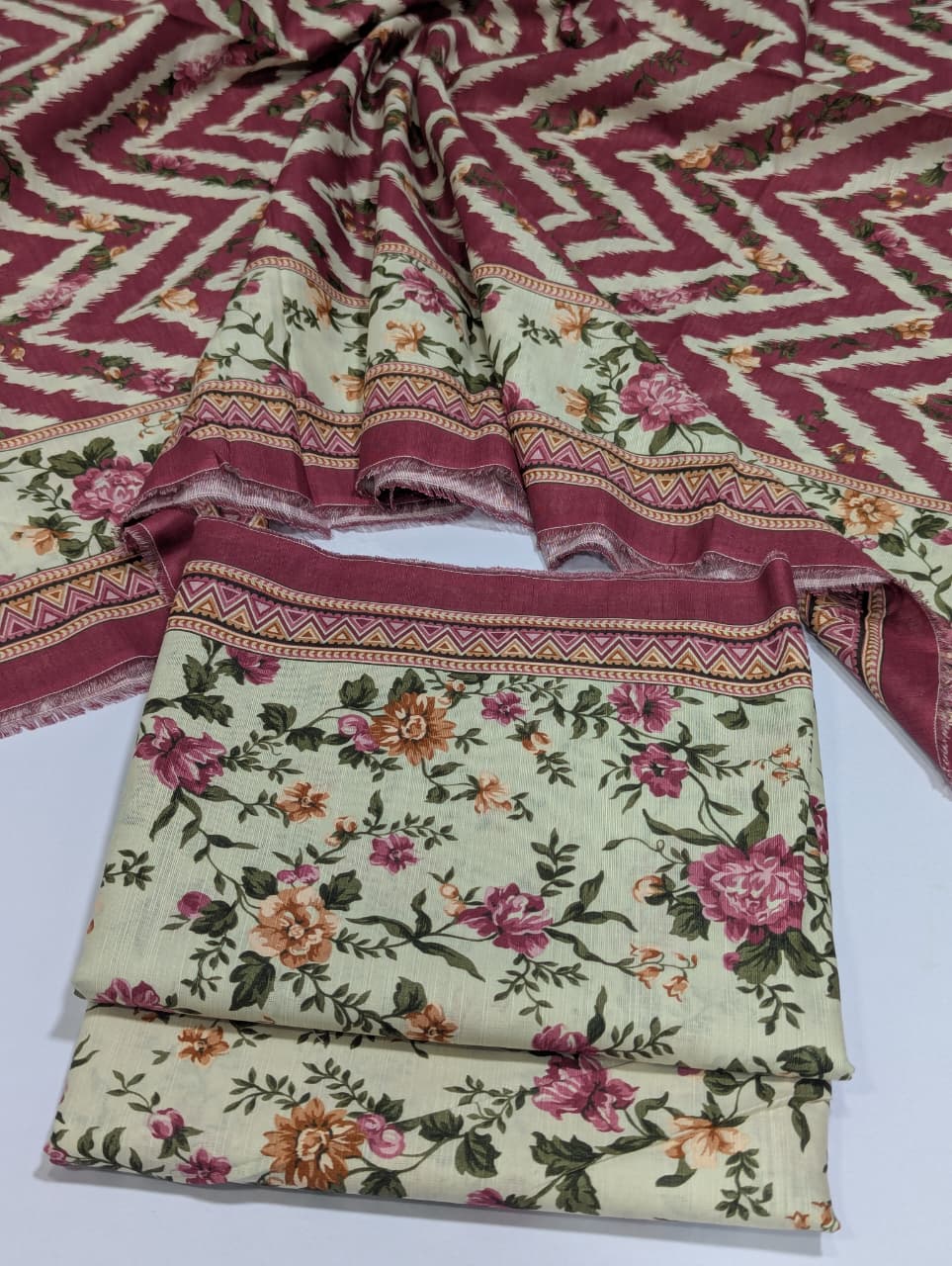 Bin Saeed Khaddar 3 Piece Suit – Design 09