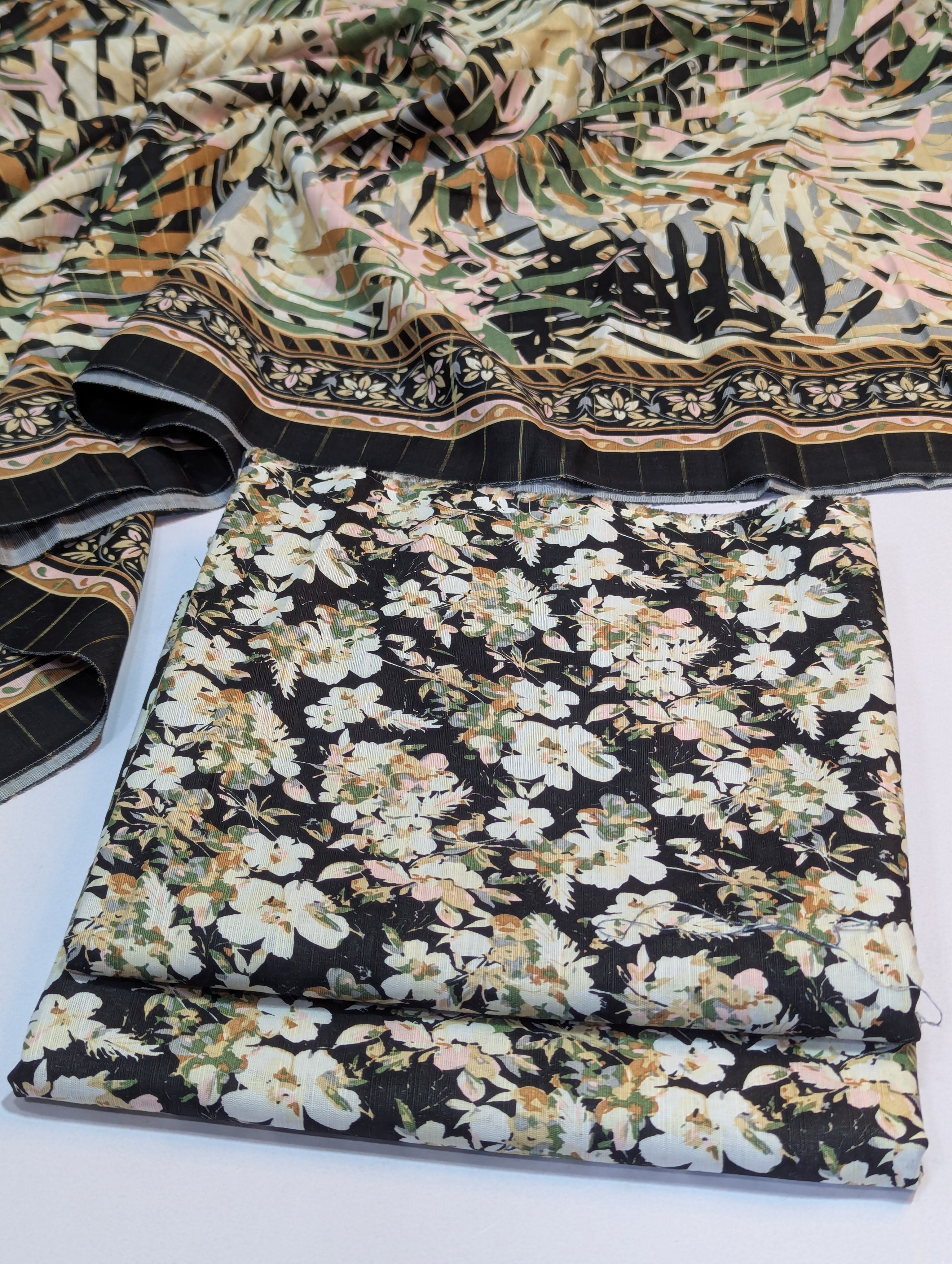 Bin Saeed Khaddar 3 Piece Suit – Design 26