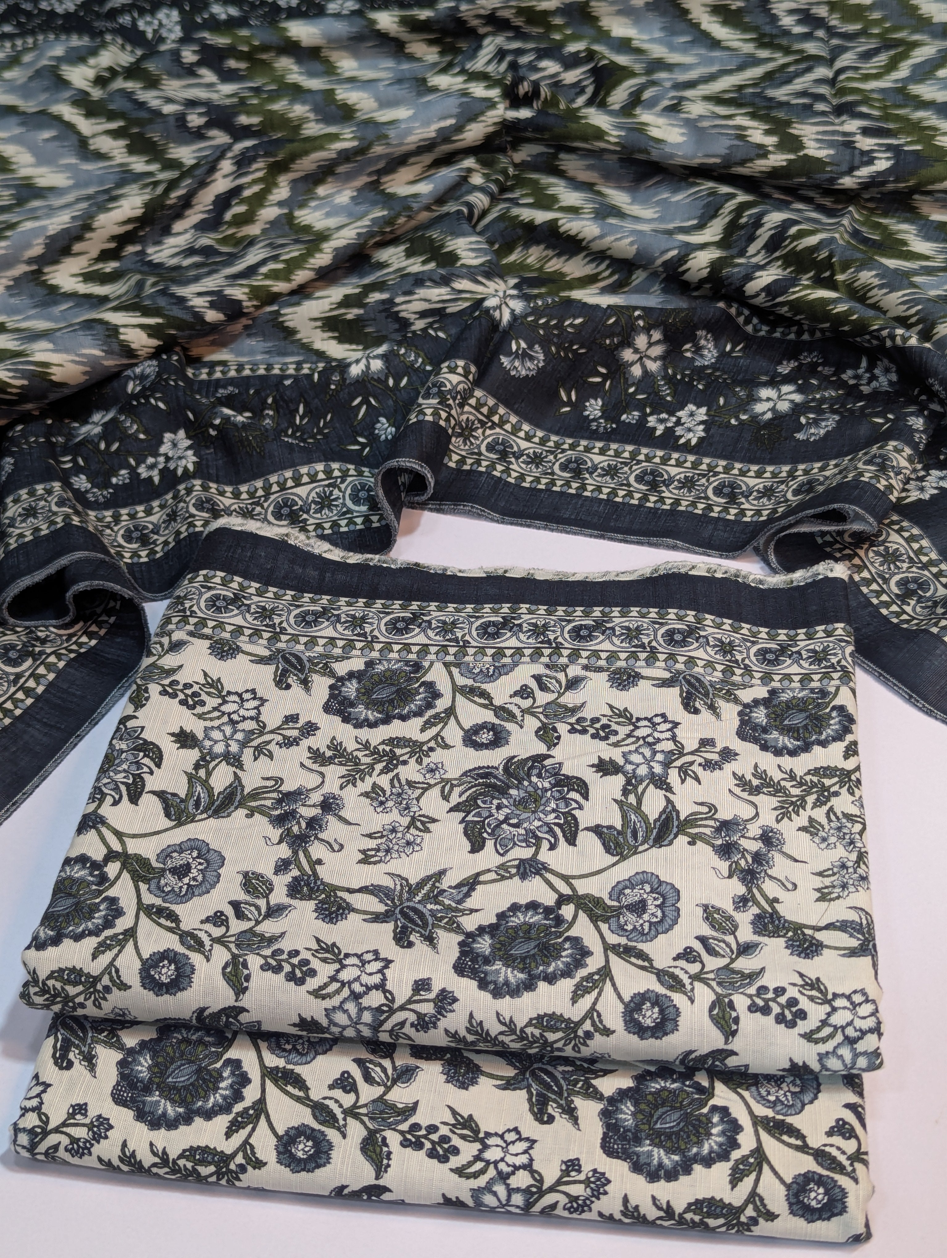 Bin Saeed Khaddar 3 Piece Suit – Design 46